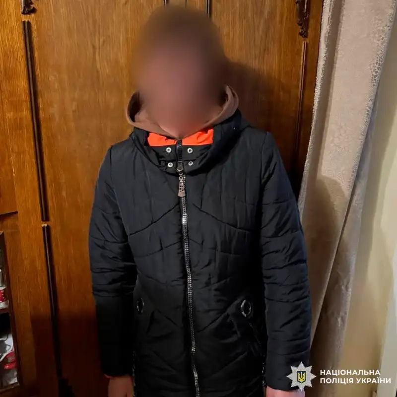 У Харкові мати з донькою підпалювали автівки військових — обом загрожує до 10 років в’язниці