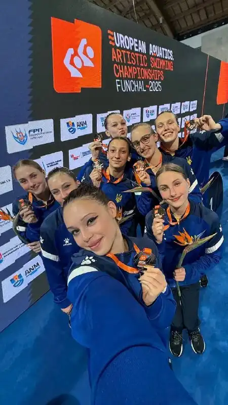 Харківські спортсменки вибороли “срібло” на Чемпіонаті Європи з синхронного плавання